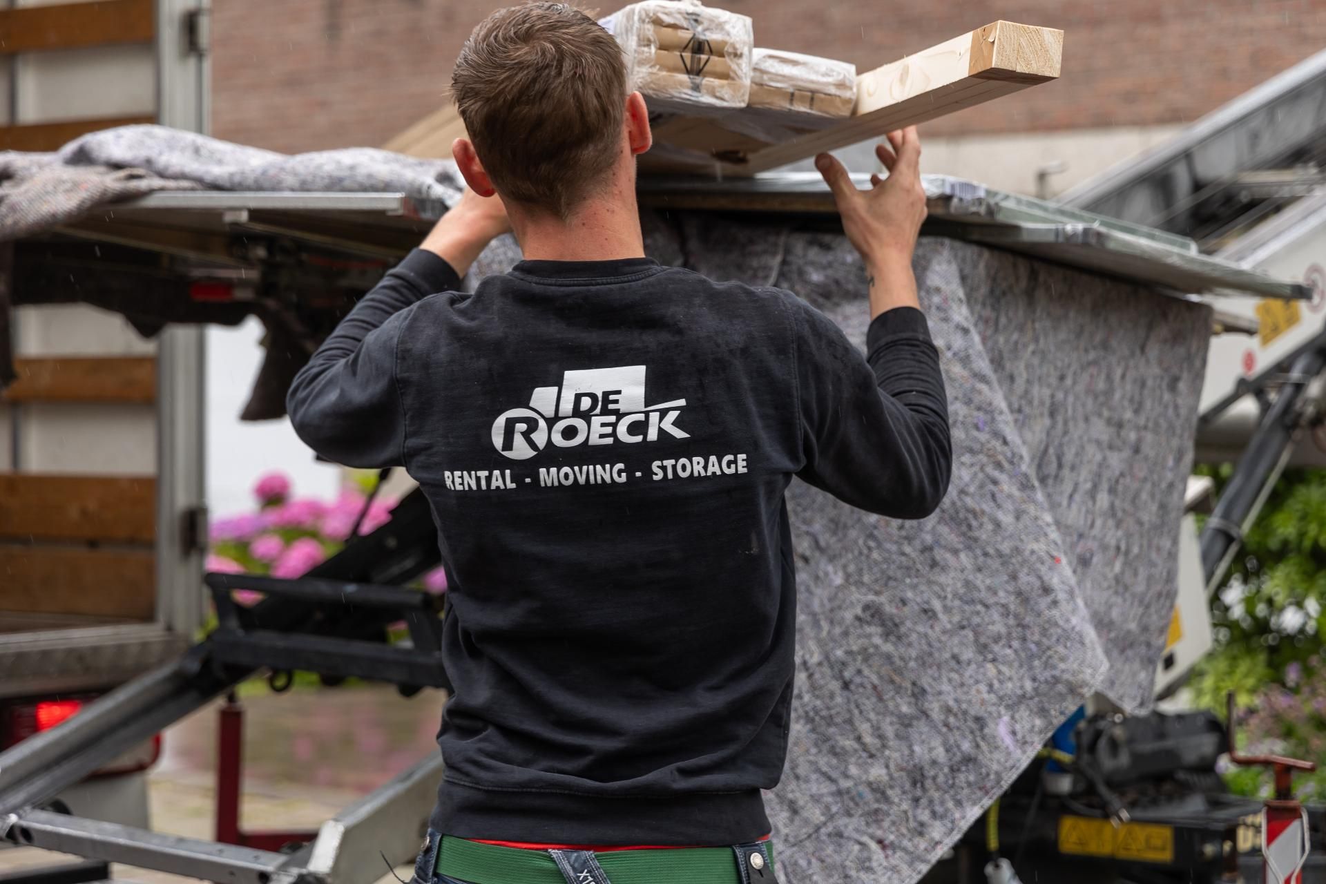 Weet je van aanpakken kom het team van de roeck versterken